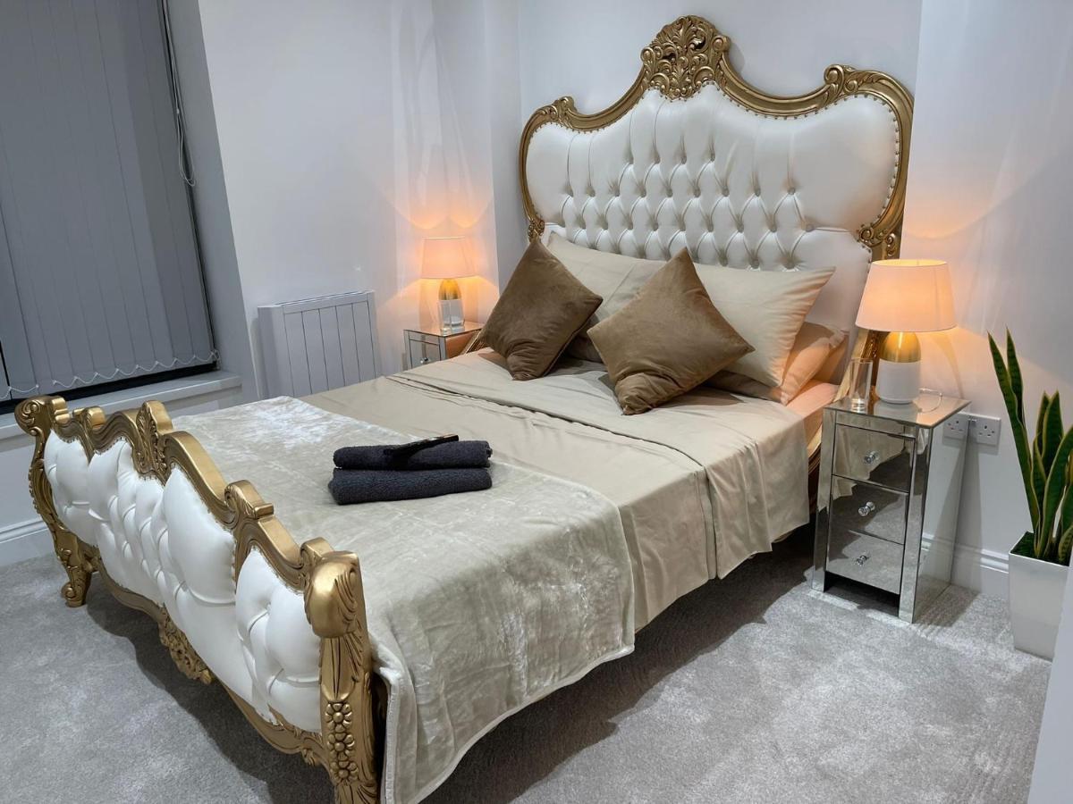 슬라우 Salt Hill Windsor Legoland Eton Heathrow Luxury 2 Bed 1 Bath Free Parking 아파트 외부 사진